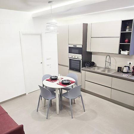 Holiday Home San Martino-Floridiana نابولي المظهر الخارجي الصورة